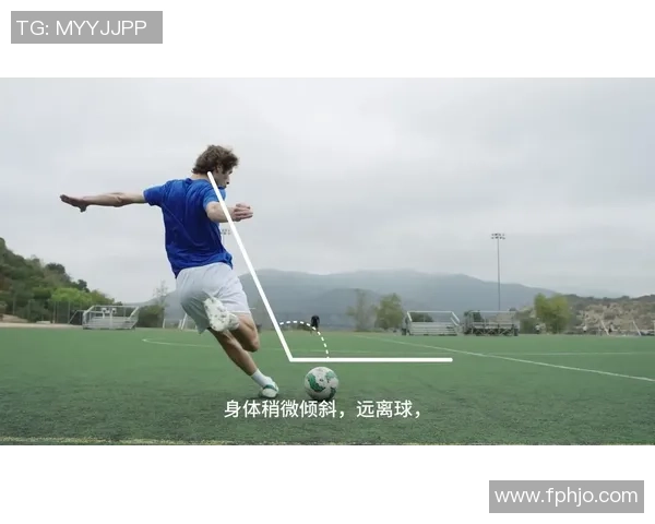 足球墙边球的战术运用与技巧解析助你提升比赛表现与团队配合能力 足球墙边球的战术运用与技巧解析助你提升比赛表现与团队配合能力